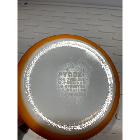 Vintage Pyrex Harvest Gold 473B Butterfly Pattern Casserole Dish No Lid - Picture 14 of 14